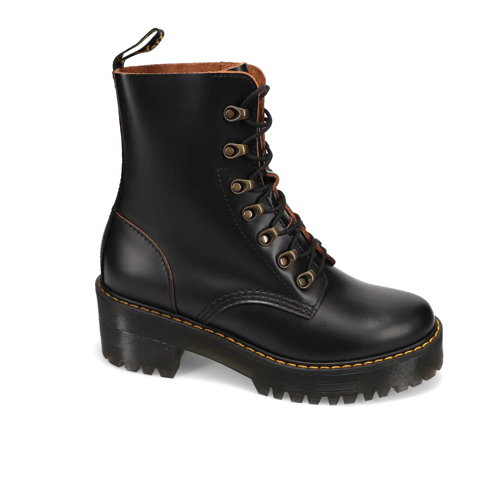 Dr martens clearance leona boot black