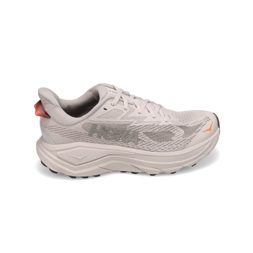 Shop Women's Challenger 8 Stucco/Asphalt Grey | Women's Trail