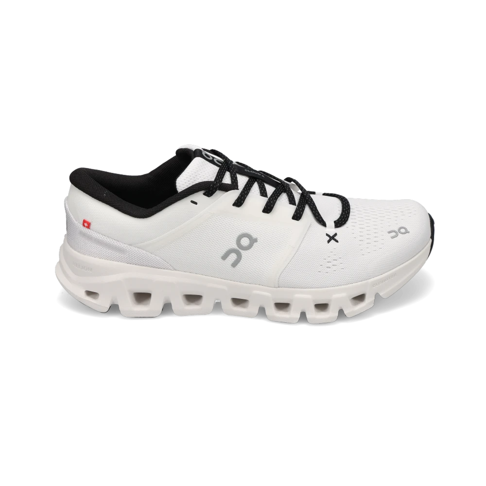 Shop Men's Cloud X 5 White/Black | Men's Performance Shoes by On